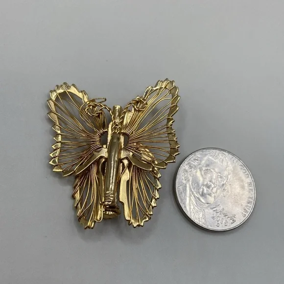 Vintage Gold Butterfly Brooch - Picture 2 of 3